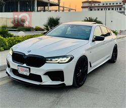 بی ئێم دەبڵیو سیریەس 5